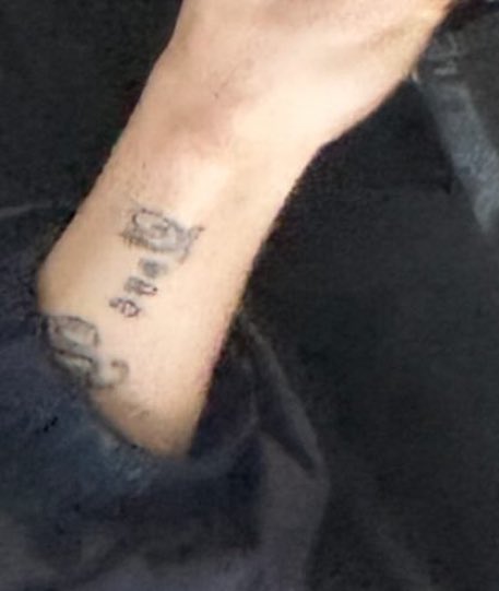 초면인데 누구세여