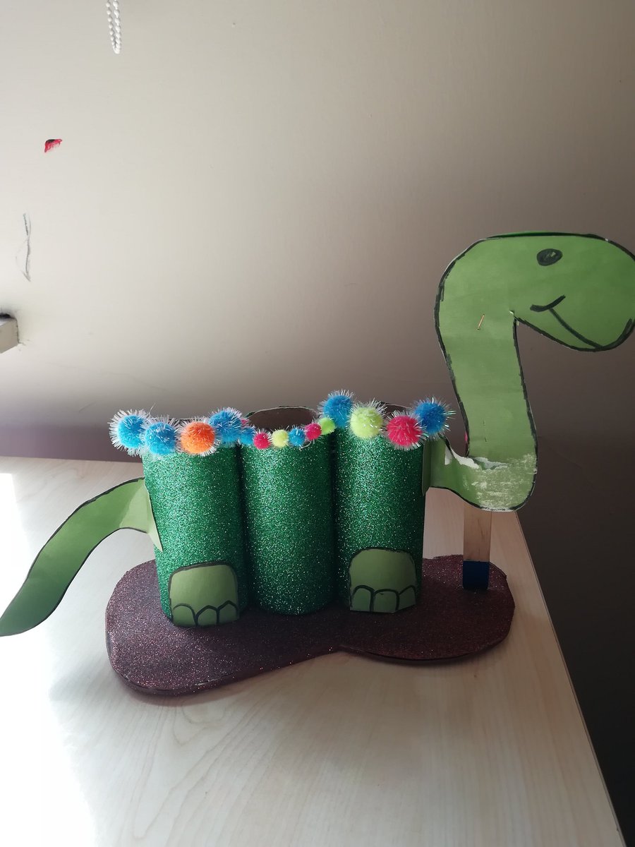 VergiliEmrah's tweet photo. The Waste Free Zone🙏 creative recycling ideas @vanbahcesehir @AtlihanMumtaz @ismailK08300410 @nazan_dagdemir @DadayMikail https://t.co/8lCKLytqaM