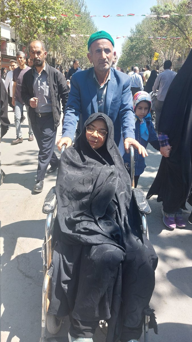 rzarei3's tweet image. ما این عشق به ایران و نفرت از ۱سر۱ئیل را سینه به سینه به ارث برده‌ایم!
#طوفان_الاحرار
#آزادی_قدس