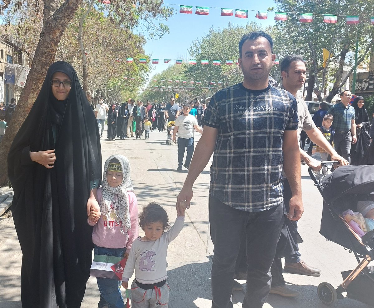 rzarei3's tweet image. ما این عشق به ایران و نفرت از ۱سر۱ئیل را سینه به سینه به ارث برده‌ایم!
#طوفان_الاحرار
#آزادی_قدس