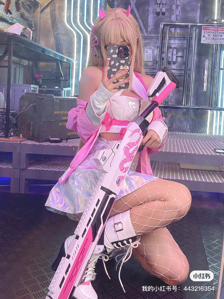 EbiRyu22's tweet photo. 亲爱指挥官,想和我玩吗?
Dear Commander, would you like to play with me?

#nikke #nikkecosplay #ニケ #メガニケ #viper #vipercosplay #コスプレ #cosplay #cosplaygirl #goddessofvictory #nikkegoddessofvictory https://t.co/PvASiK4uWy