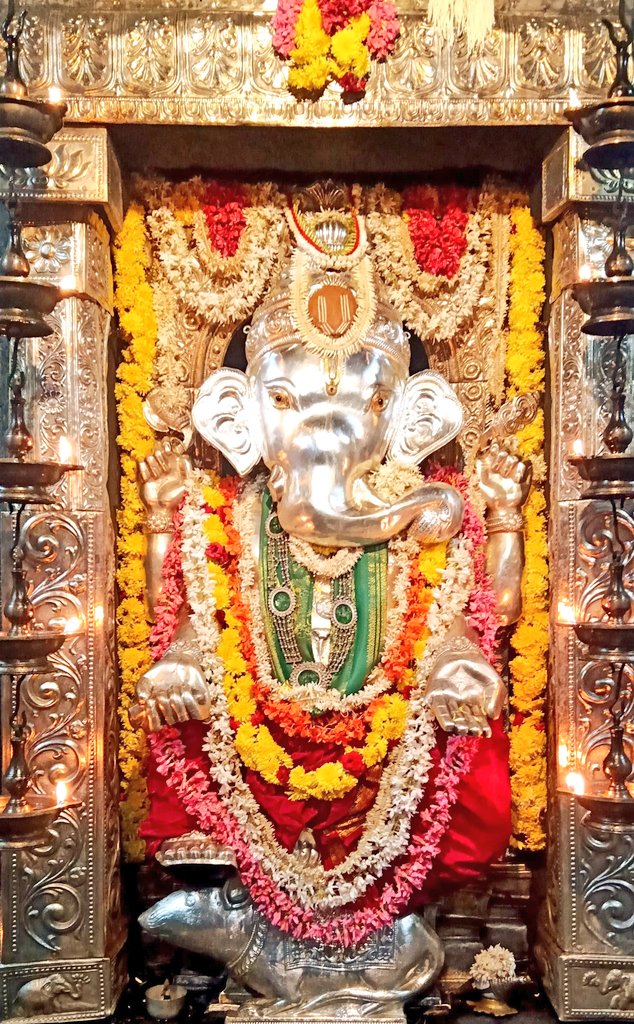 Anegudde Shri Vinayaka Kumbashi #Kundapura Today's Alankara 🙏