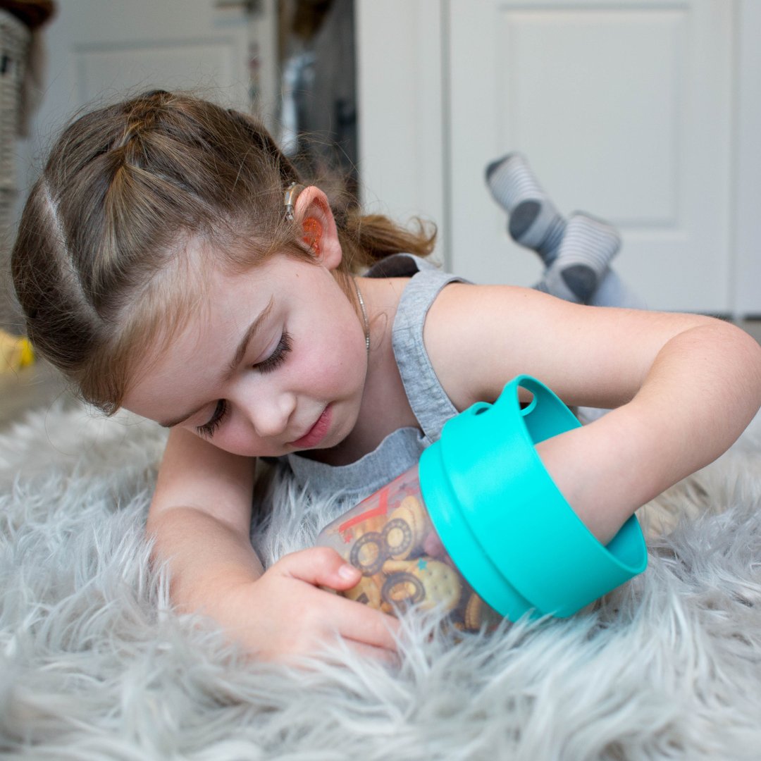 Heads up to all our parents out there - @MunchieMug is an incredibly useful parenting product you’ve probably never heard of! These snack cups are completely spill-proof, safe and easy for your kids to use, AND made in the USA. If you’re a parent and like what you’re seeing, show