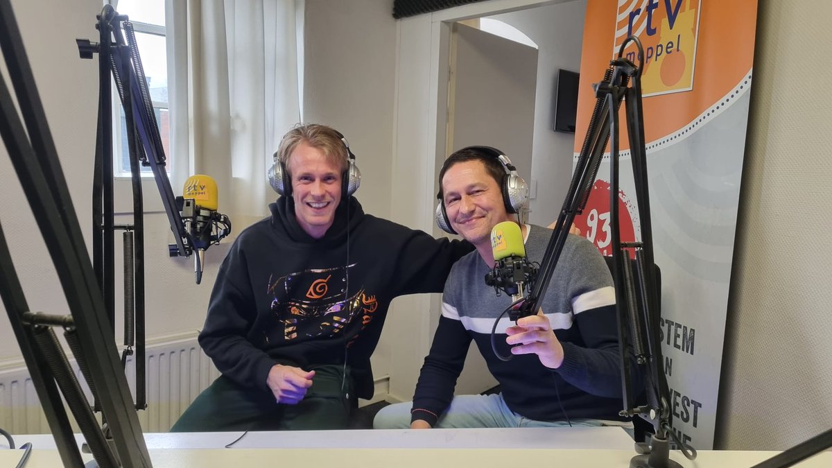 De 3e Sportpodcast SC De Muggen En Omstreken staat online. Tennisser, padeller en trainer Mattheo Knoop en ex-betaald voetballer en FC Meppeltrainer Arjan Bosschaart praten over hun sportloopbaan, de huidige situatie en ambities. Luisteren dus op Spotify, de socials van RTVMeppel