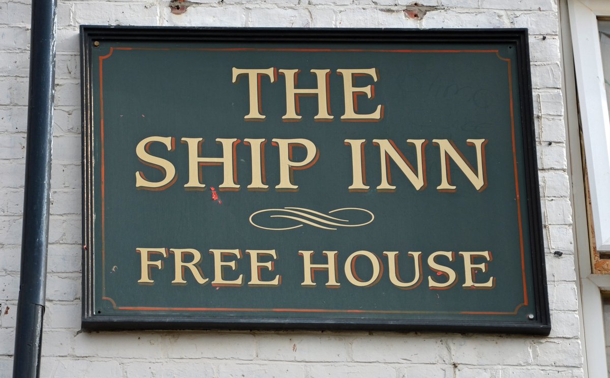 #Wallsend The Ship Inn (Ship in the Hole) Wallsend on this day 5th April 2013 awaiting its imminent demolition.