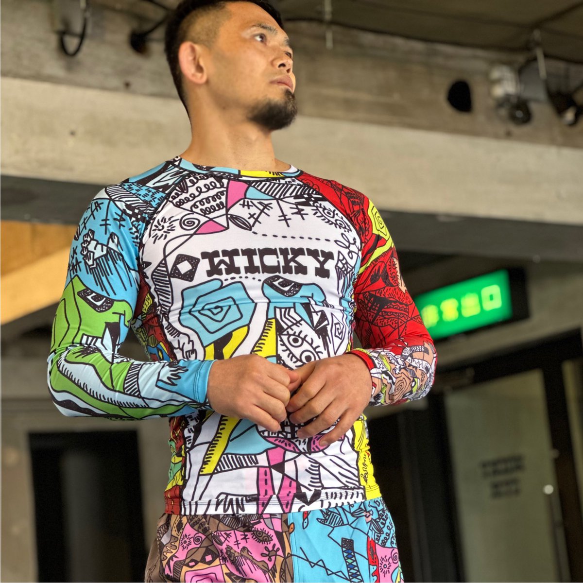 ShopWicky's tweet photo. <NEW>

WICKY ×MANTO RUSH GUARD ’special collaboration’  THE RING VIVID RUSHGUARD
この度、世界的格闘技ブランドのMANTOとスペシャルコラボ商品を作ることになりした！
売り切れ続出THE RING VIVID のMANTO VERSION 登場です！
Art by :Wicky Nishiura 

https://t.co/WjZoRgsMH1

#WICKY
#MANTO https://t.co/PovCr92DVG