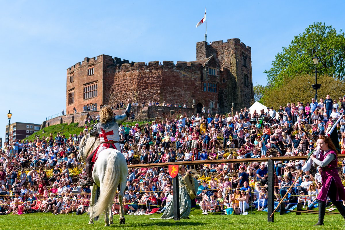 Staffordshire What's On (@whatsonstaffs) on Twitter photo The St George’s Day Extravaganza is back at <a href="/TamworthCastle/">Tamworth Castle</a> on Saturday 20 April. 🏴
The free event features the Grand Medieval Joust, falconry displays, a living-history camp, Epico the dragon, archery and a selection of fairground rides.
More: tinyurl.com/bddzs333 The St George’s Day Extravaganza is back at <a href="/TamworthCastle/">Tamworth Castle</a> on Saturday 20 April. 🏴
The free event features the Grand Medieval Joust, falconry displays, a living-history camp, Epico the dragon, archery and a selection of fairground rides.
More: tinyurl.com/bddzs333