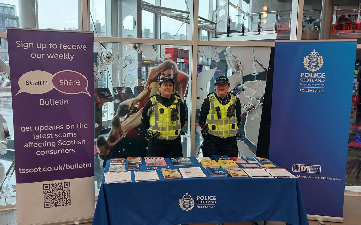 Police Officers from the South West Community Policing Team at Fountain Park on Wednesday, promoting #ShutOutScammers campaign. Thank you for all the support and everyone that cam over to say hello. We had a fantastic response from the public @TSScot @neighbourhoodwatchscotland