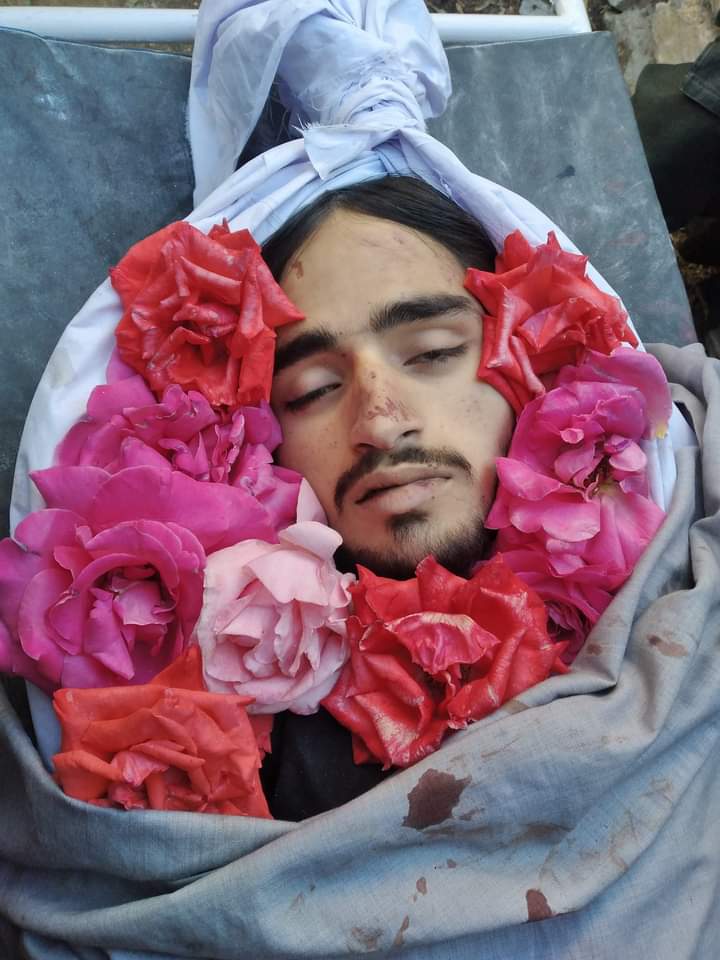 WardakShuaib's tweet photo. د رمضان المبارک په "26" شپږ ویشتمه نیټه😭 1400/2/18 هــ شـ
 په همدې ورځ دتقوا نمونه،په محمدي اخلاقو مزین، د زړونو پاچا دالهي مینې عاشق د حسن پیر جهـ ـادي شخصیت اتـ ـل
 قــ ـهرمان استشـ ـهادي مجـ ـاهد سهیل 'عبیدالله' تقبله الله چې خپله نازمینه ځواني یې د روژې مبارکې په 26 نیټه چې https://t.co/bMqyU8jwz7