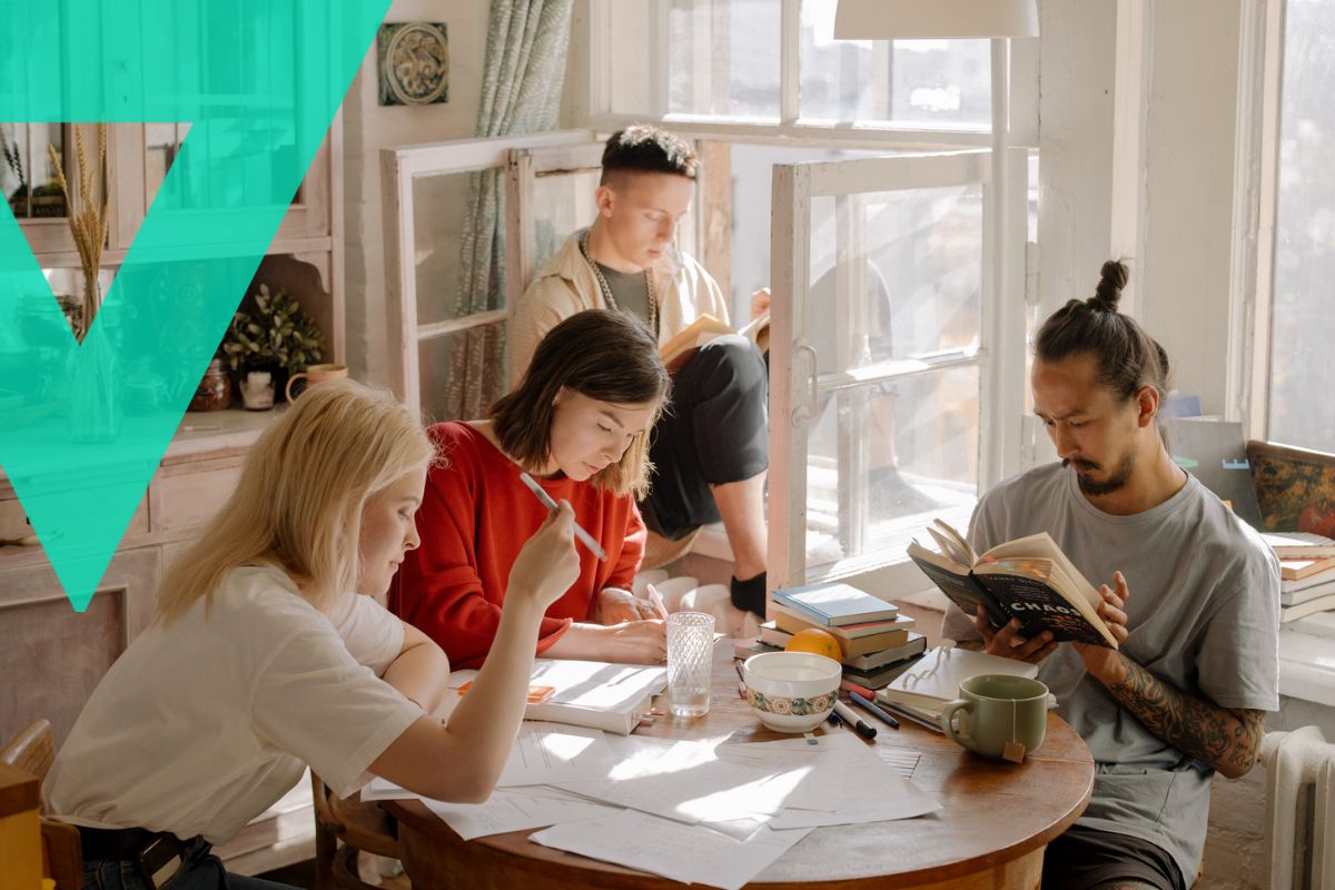 UPECactus's tweet photo. #EtudiantsUPEC Envie de donner une dimension internationale à votre CV ? 🌍 🎓
En juin et en juillet, participez aux #summerschools @aurora_org organisés par @VUamsterdam &amp; @CBScph 🇩🇰 🇳🇱
Inscriptions jusqu'au 15/04 📅
👉 https://t.co/UAp9v7Ddmg

#UPEC #AuroraUniversities https://t.co/dP8C7490yj