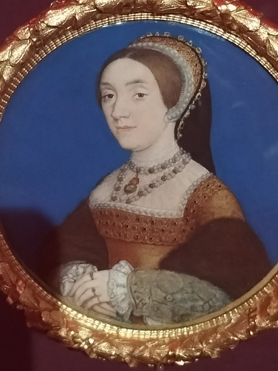 This miniature is truly exquisite. So small and so much detail. Holbein was most definitely the huge talent of his time #History #Tudor #art #Holbein