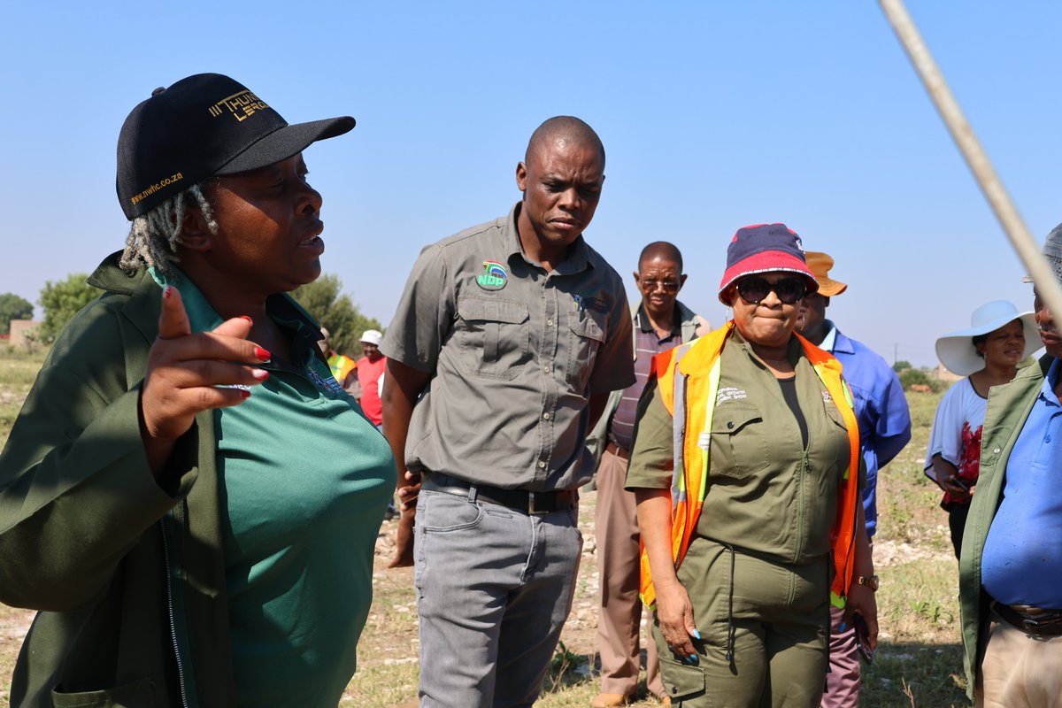 @nwpg_dard handed over two newly constructed livestock water reticulation project in Tlapeng and Manthe Village. @foodformzansi @MzansiAgriTalk @africanfarming_