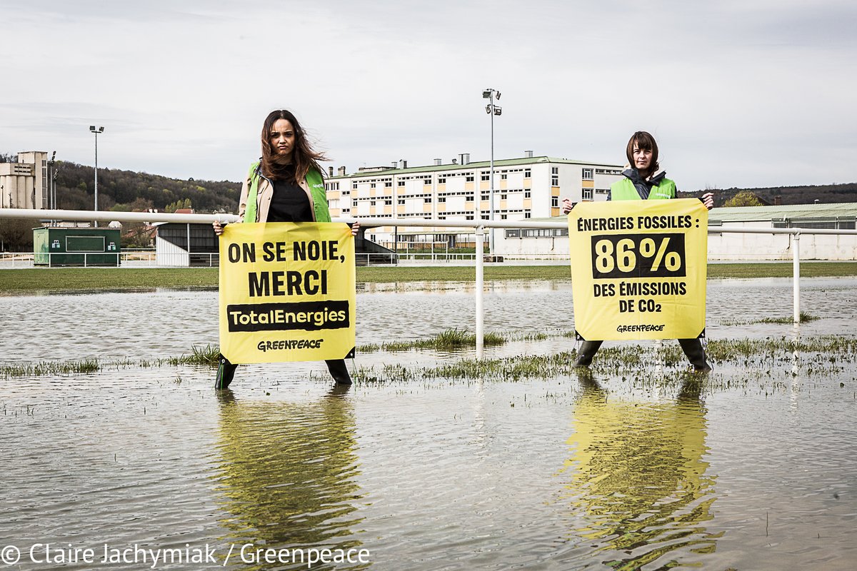 🚨 Nous sommes aujourd'hui en Bourgogne, touchée par de très fortes inondations cette semaine.

Les entreprises des énergies fossiles comme <a href="/TotalEnergies/">TotalEnergies</a>, principales responsables du changement climatique, paieront-elles pour les dommages qu'elles ont causés ?