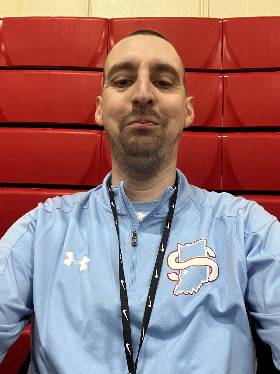 CoachDunn24's tweet image. Proud Sycamore this morning! #GoTrees
@IndStBasketball