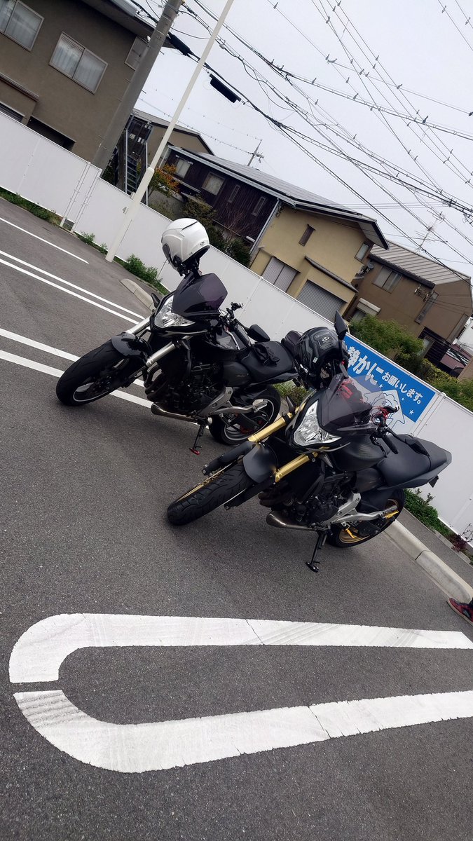 VespulaF's tweet photo. 金さん銀さんみたいに和ってもたやつ
#PC41 https://t.co/MG992JKDji