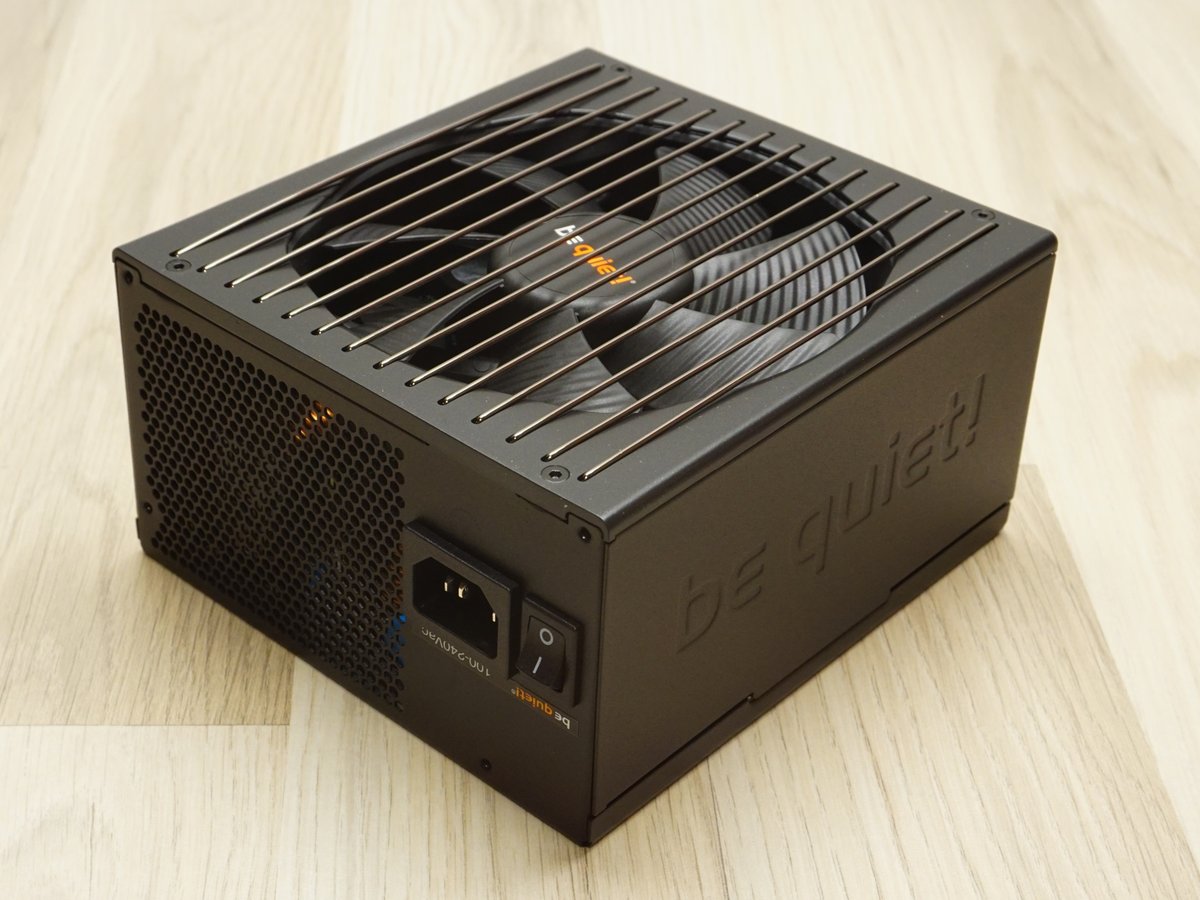 This morning we're taking a look at Be Quiet's Straight Power 12 power supply. Though the always-on fan means this isn't a silent PSU, true to their design ethos, Be Quiet has kept a lid on noise thanks to a large fan and high energy conversion efficiency trib.al/S9G6EGd