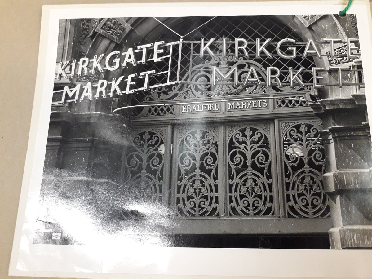 Recently restored panels from former Kirkgate Market, will be displayed on the hot food & beverage floor of the new Darley Street Market. Restorers are now working on a fan & crest piece, which will go in the Market Square at the new @BradfordMarkets @bradford2025