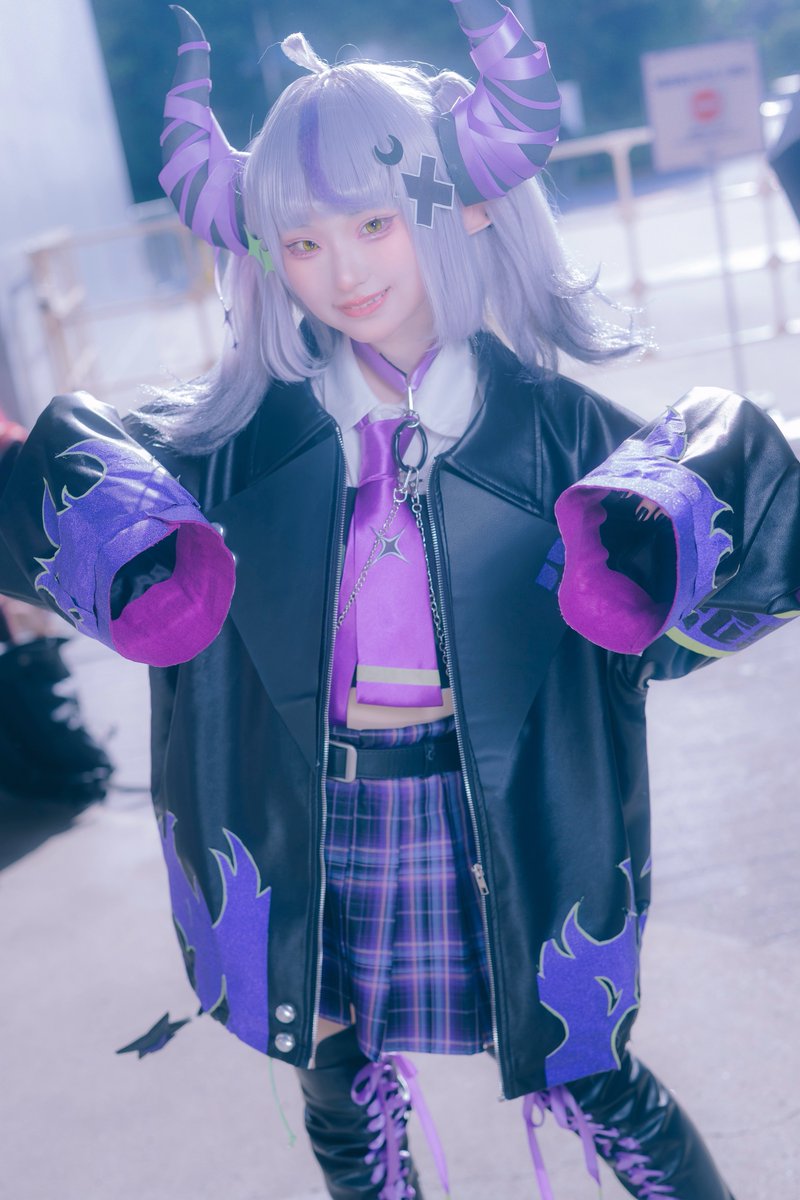 U_Omochi__'s tweet photo. ｜Cosplay コスプレ ｜

 ▶ ホロライブ╱ラプラスダークネス  🛸💜

𓂃𓈒𓏸✧︎𓂃𓈒𓏸✧︎𓂃𓈒𓏸✧︎𓂃𓈒𓏸✧︎𓂃𓈒𓏸✧︎
photo▶︎はざくらさん<@hazakura_cam >
#Hololiveexpo2024 
#Hololiveexpo2024_DAY1 https://t.co/y939ualRjl