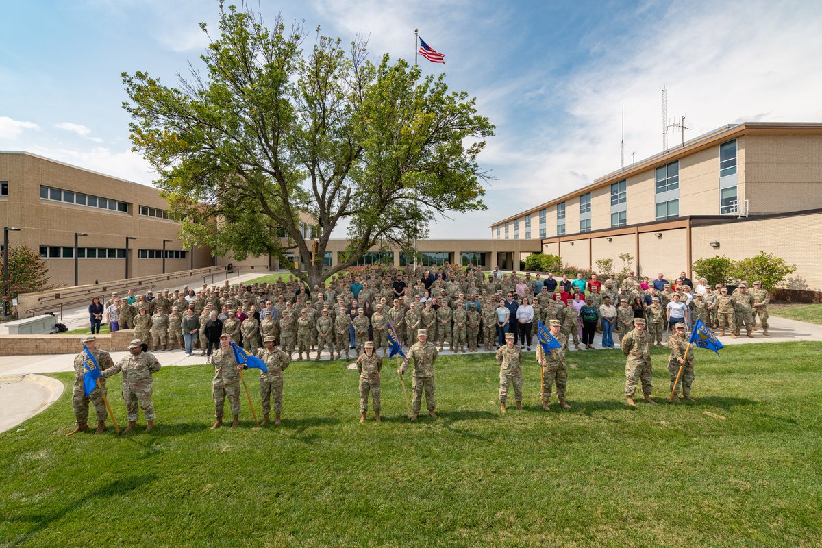 On National #NebraskaDay, a big salute to the health care professionals at 55th Medical Group, @Offutt_AFB, Nebraska. Thank you for your dedication to care for all our patients. #DHAProud | #MilitaryMedicine | @TeamPillen | @usairforce