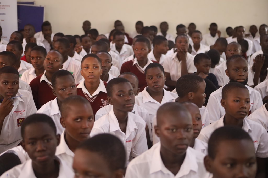 Happening now !! Post #WorldTBDay2024 School debate by students of Kololo secondary school aimed at creating awareness on Tuberculosis among young people This is organized by @ahfugandacares in partnership with @MinofHealthUG and @KCCAUG #YesWeCanEndTB #TBIsCurable