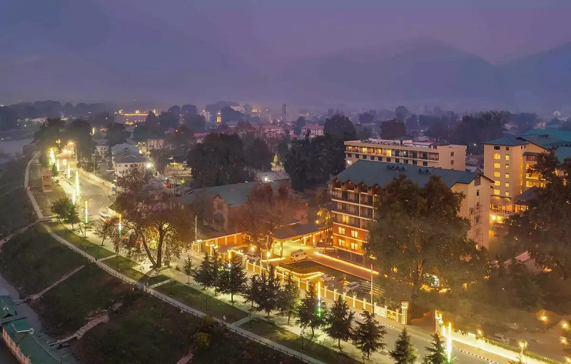 The Radisson Group has opened Kashmir's largest hotel in Srinagar, a development unlocked by the abrogation of Article 370, boosting #tourism, creating jobs, and aiding the region's economy. #TourismJammuandKashmir #Baramulla #TheGirlfriend #BirdFlu #NATO