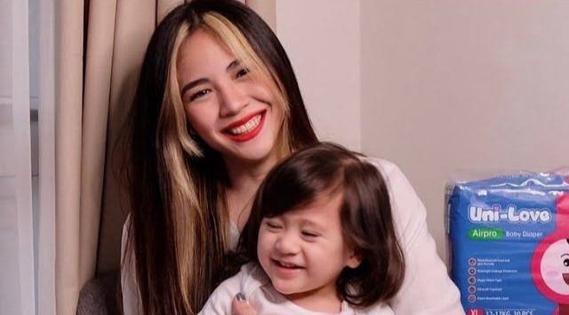 JANELLAsters's tweet photo. Amidst life's challenges, her motherly strength shines brightest.

WELOVEYOU SUPERJANELLA https://t.co/86WX02Wth4