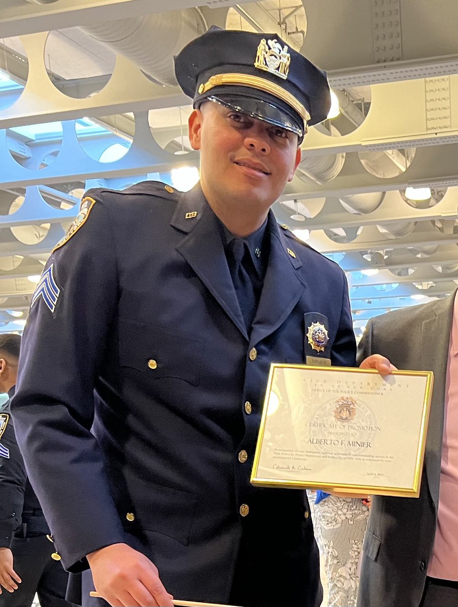 Congratulations to newly promoted NYDO member Lieutenant Alberto Minier !!!💪🇩🇴💪🇩🇴