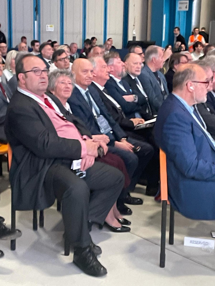 Oggi abbiamo partecipato alla celebrazione dei 20 anni di <a href="/ALTECSpace/">ALTEC</a> 
Oltre al racconto dei momenti più significativi della loro storia, ospiti illustri hanno condiviso le loro visioni per il futuro dell’esplorazione spaziale.
distrettoaerospazialepiemonte.com/eventi-news/il…