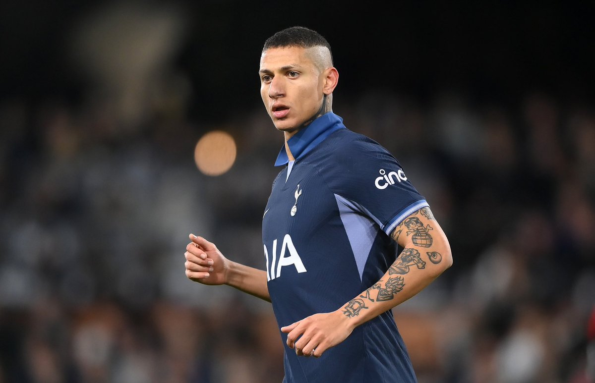 ⚪️🇧🇷 Ange Postecoglou: “Richarlison will miss the game against Nottingham Forest with a niggle in his knee”. Spurs are hopeful to have Richarlison back vs Newcastle, as manager has confirmed.