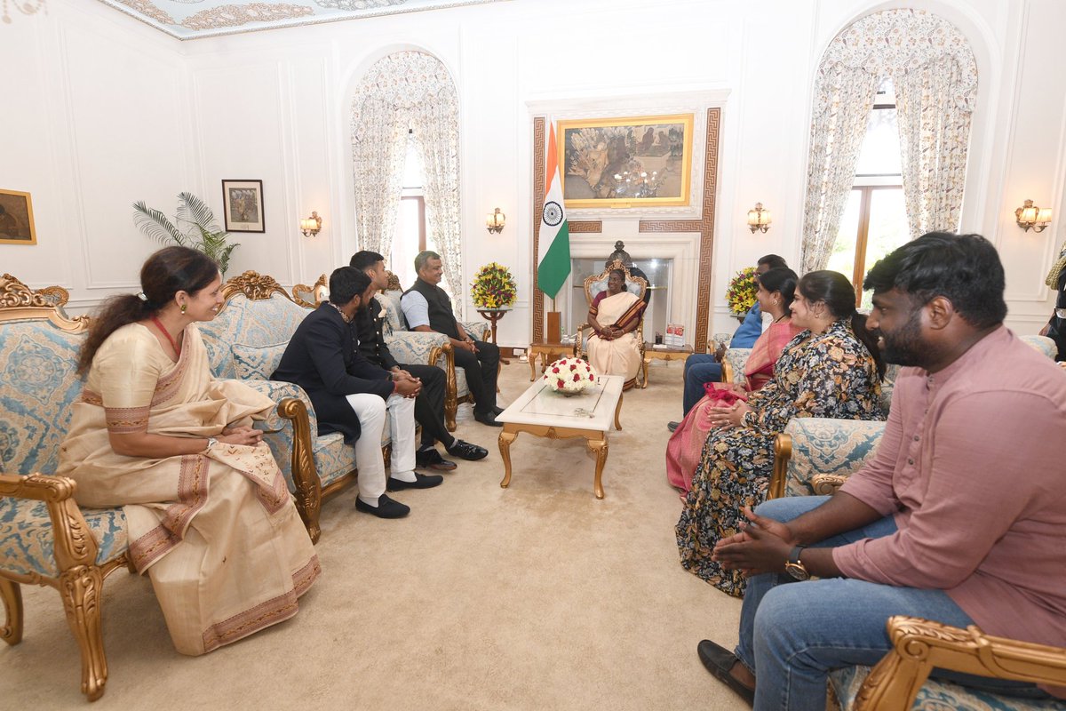Grateful for the opportunity to meet with the Honourable President Droupadi Murmu . A moment of honor and privilege for the family. @rashtrapatibhvn
