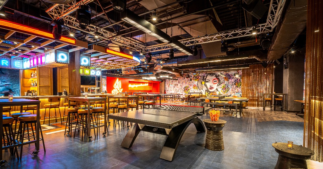 Let's kick off the weekend with a bang at everyone’s favorite ping pong social club. 😎 ✌️ #wearespin