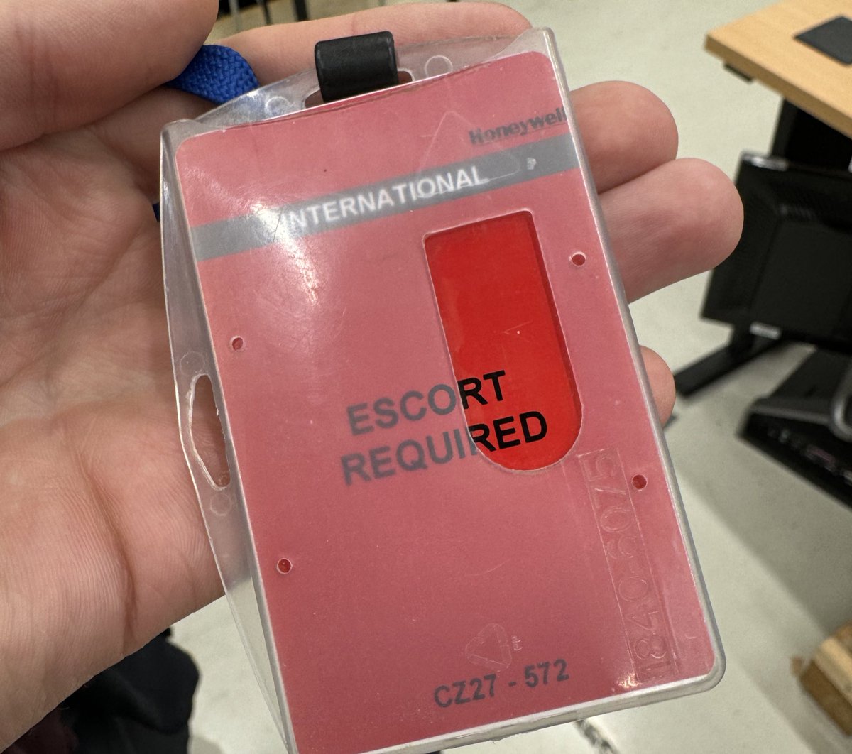 delamobrazky's tweet image. Ne díky, raději přítelkyni