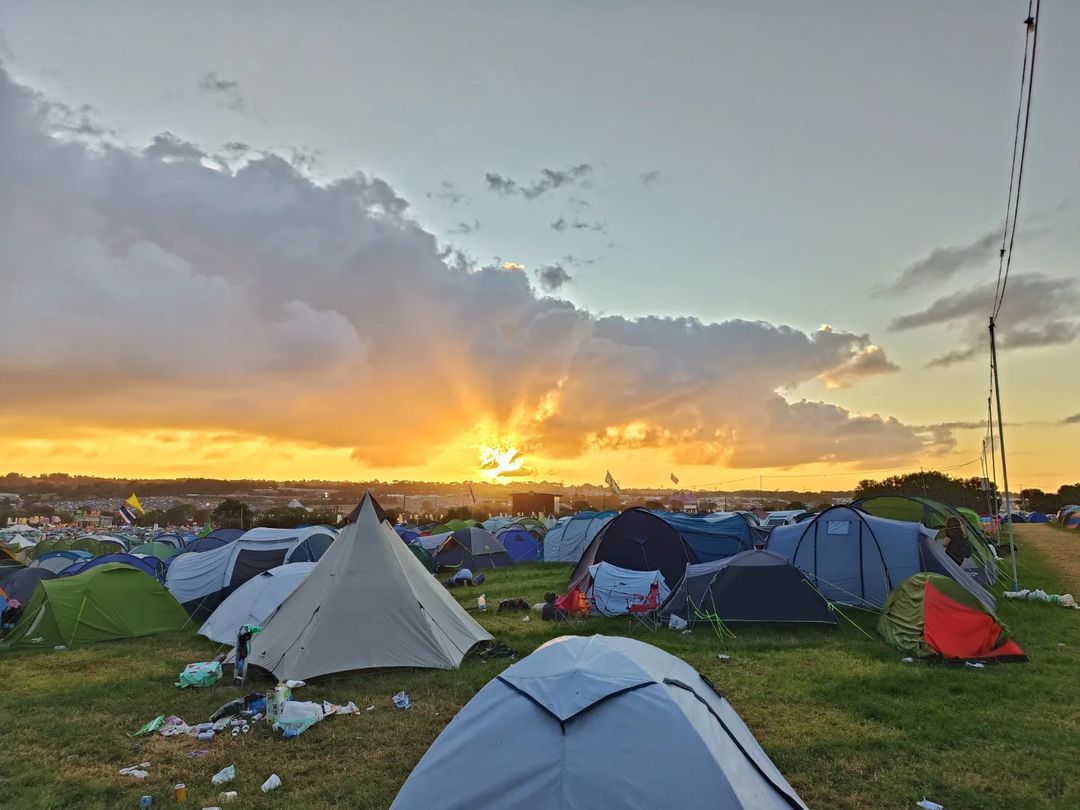 At the end of the day, it really all comes down to those seemingly small pastoral magical moments in between... Those moments that manage to slowly sew together the understanding of what the spirit of Glastonbury Festival is all about, for you… 🌄🎋✨

📷 <a href="/ArtfulCarroll/">Nathan C. Carroll</a>