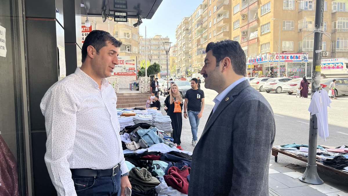 📍 Esnaf ziyareti!

Halide Nusret Zorlu Caddesinde esnaf ve vatandaşlarımızı ziyaret ederek, hayırlı kazançlar diledik. 

<a href="/RTErdogan/">Recep Tayyip Erdoğan</a> <a href="/erkankandemir/">Erkan Kandemir</a> <a href="/avabdullahguler/">Abdullah Güler</a> <a href="/bybekirbozdag/">Bekir  Bozdağ</a> <a href="/akpartiurfa/">AK PARTİ ŞANLIURFA</a>