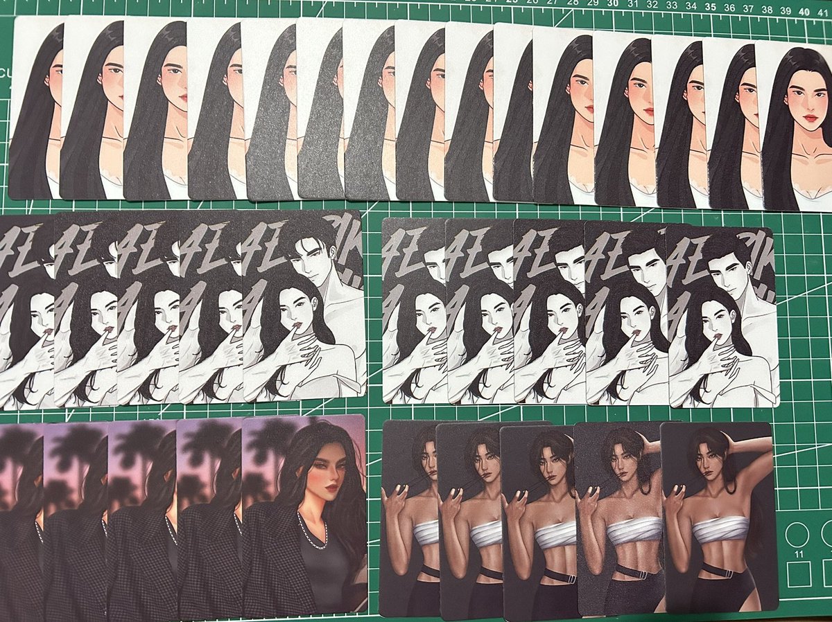 raiealstudios's tweet photo. 35 pcs photocards + 5 posters. These artworks were all superb.  thank you so much for trusting raiealstudios!:>

We customized photocards, posters, polaroids, sintra, and postcards, banners and many more.. for orders Dm me on @tineeefriedrich or here on our page thank you:>!! https://t.co/1oc6dvFNDV