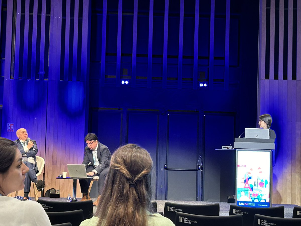 AnkurMuk's tweet image. Fantastic 🚀 Futuristic Tech 🤖 session at #EAU2024 #remotemonitoring #techapps #3DImaging
Embracing new technology in Urology 🦾