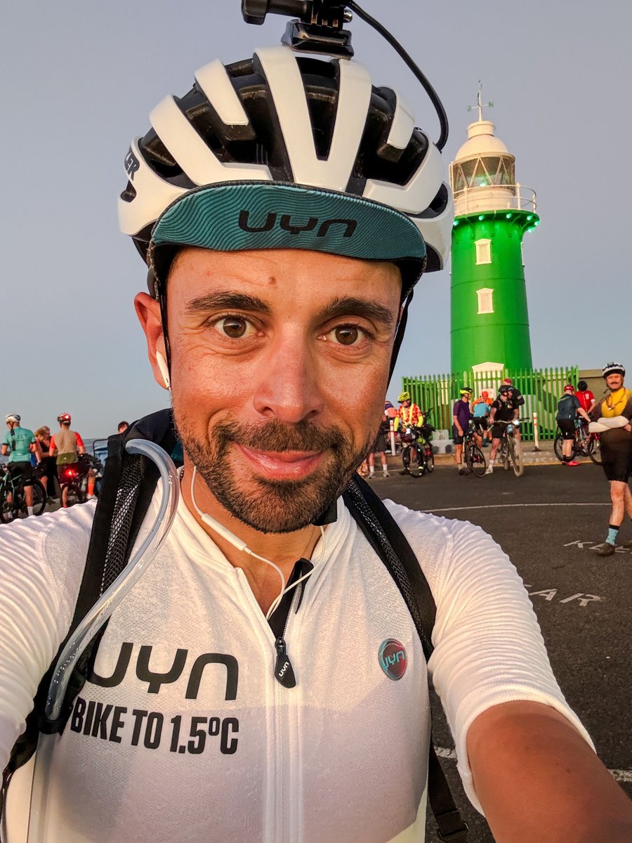 🚴‍♂️ Omar Di Felice, Ambasciatore Volchem, Conquista l'Indian Pacific Wheel Road!

👏👏 Complimenti Omar🚀🏅

#volchem #integratori #omardifelice #ultracyling #indianpacific #australia #ciclismo
foto credit <a href="/omardifelice/">Omar Di Felice</a>