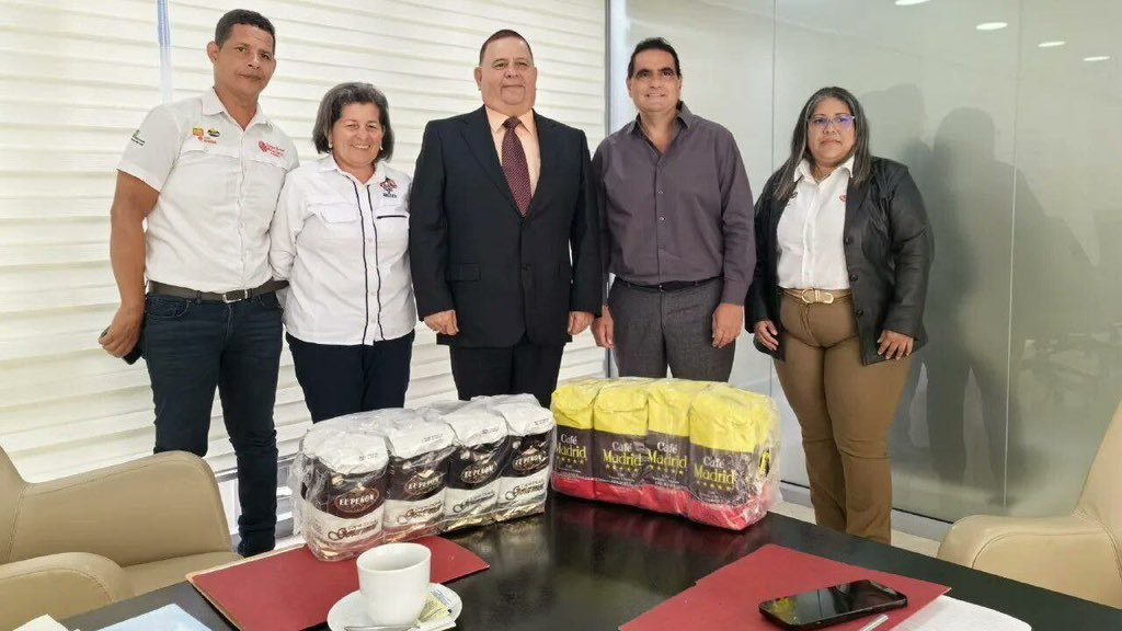 Muestran potencialidad productiva del café a inversionistas internacionales vía @venezuelanewsVN venezuela-news.com/muestran-poten…