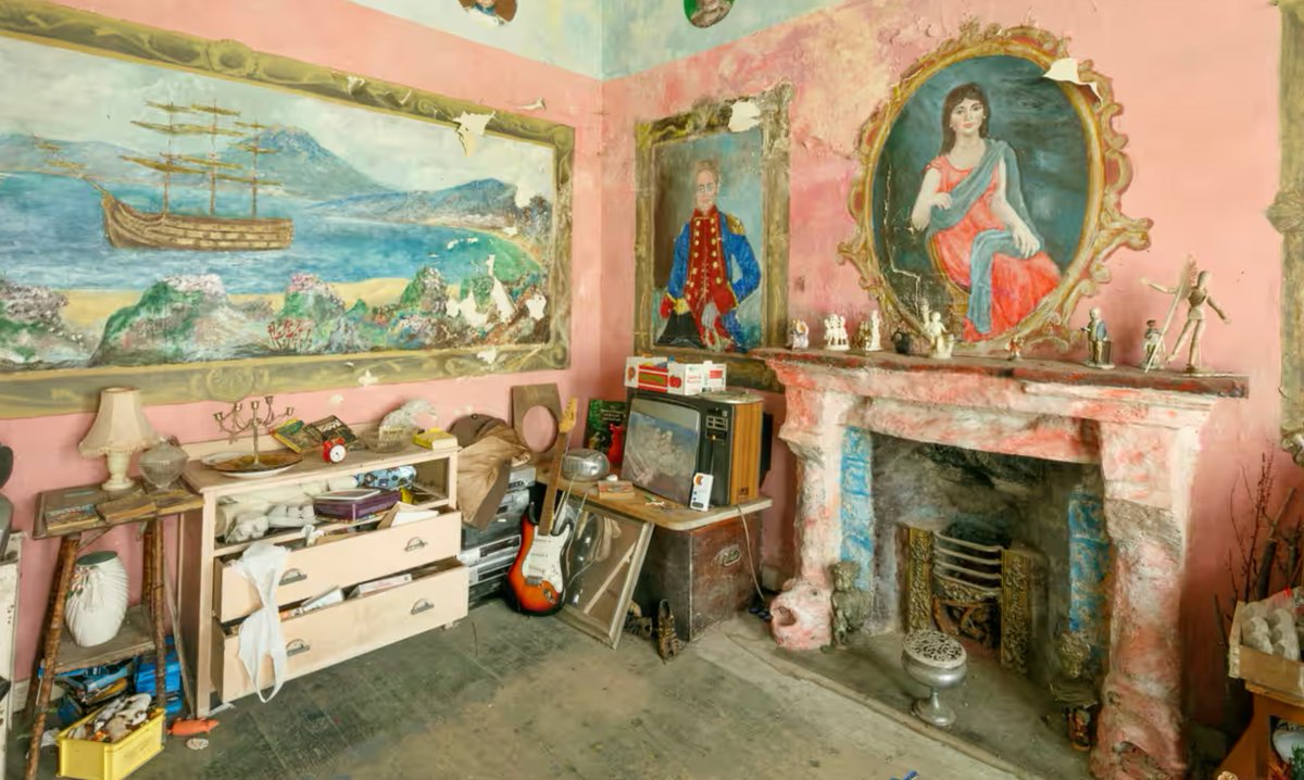 Landlord: feel free to decorate the place a bit Tenant: hold my paper maché 🎨 📸 Ron's Place via Historic England Archive – a rental property in the Wirral transformed over the course of Ron Gittins' 33 year lease
