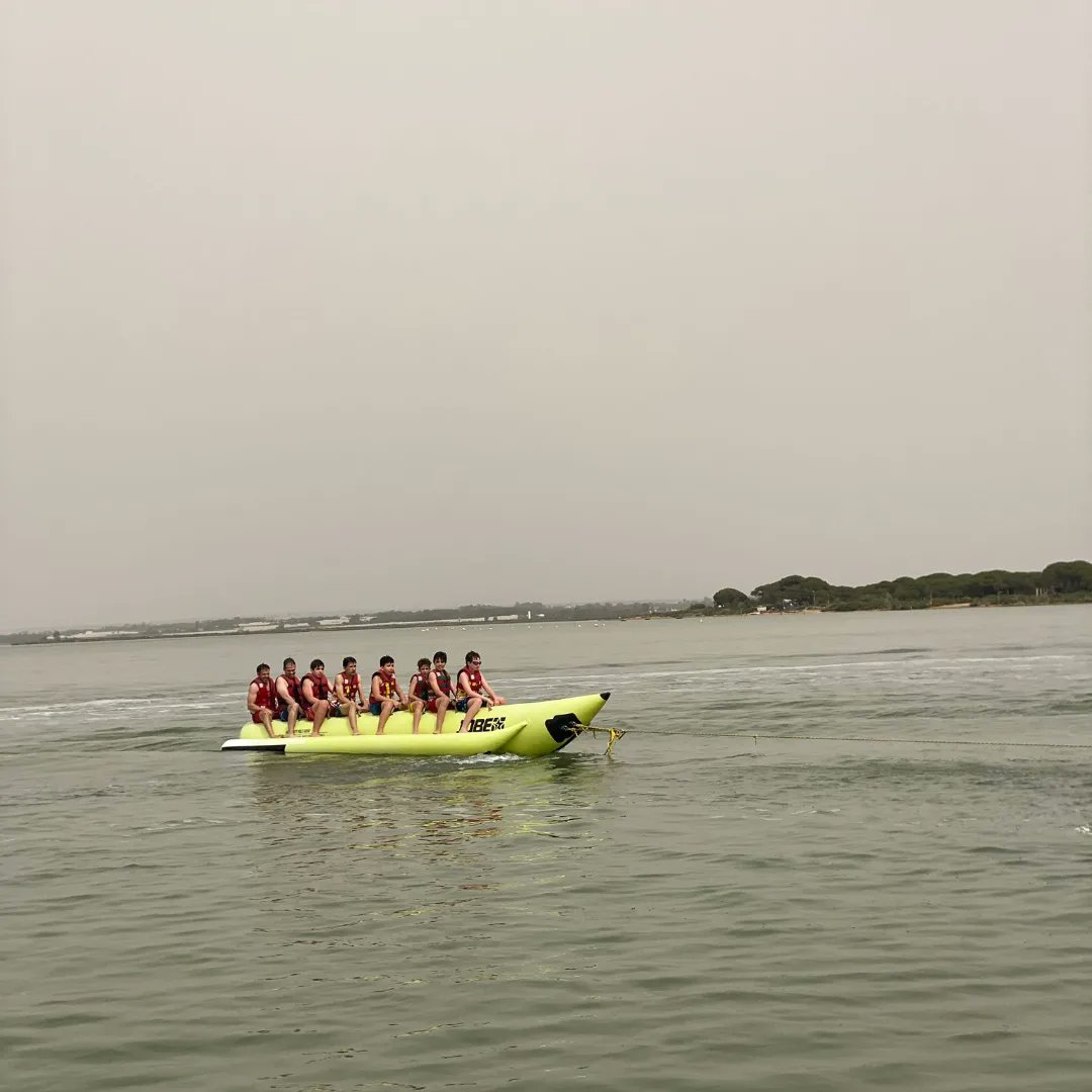 ClubViana's tweet photo. Felices pascuas a todos!!!

Planazos durante esta Semana Santa:
- Campamento en Las Cabañas: Deporte, juegos...
- Huelva Cup: Deporte, banana acuatica, karting, El Rocío, playa, bolera...
- Enjuve en Torreciudad: Fútbol, presa, oficios...
- Univ en Roma: Roma,Vaticano,San Pedro https://t.co/MfdiI08elM