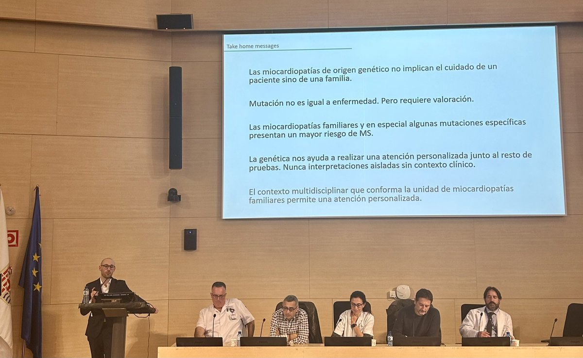 Charlas y avances que inspiran:
📍Cardio genética 

♥️🧬 

💪🏼Es una realidad en las unidades de IC
→Vamos por más #latam 
📌Aporta en la etiología, dx, pronóstico y tratamiento
👨‍👩‍👧‍👦 Permite tratar no solo al paciente, sino ir más allá, a la familia 

#CardioTwitter