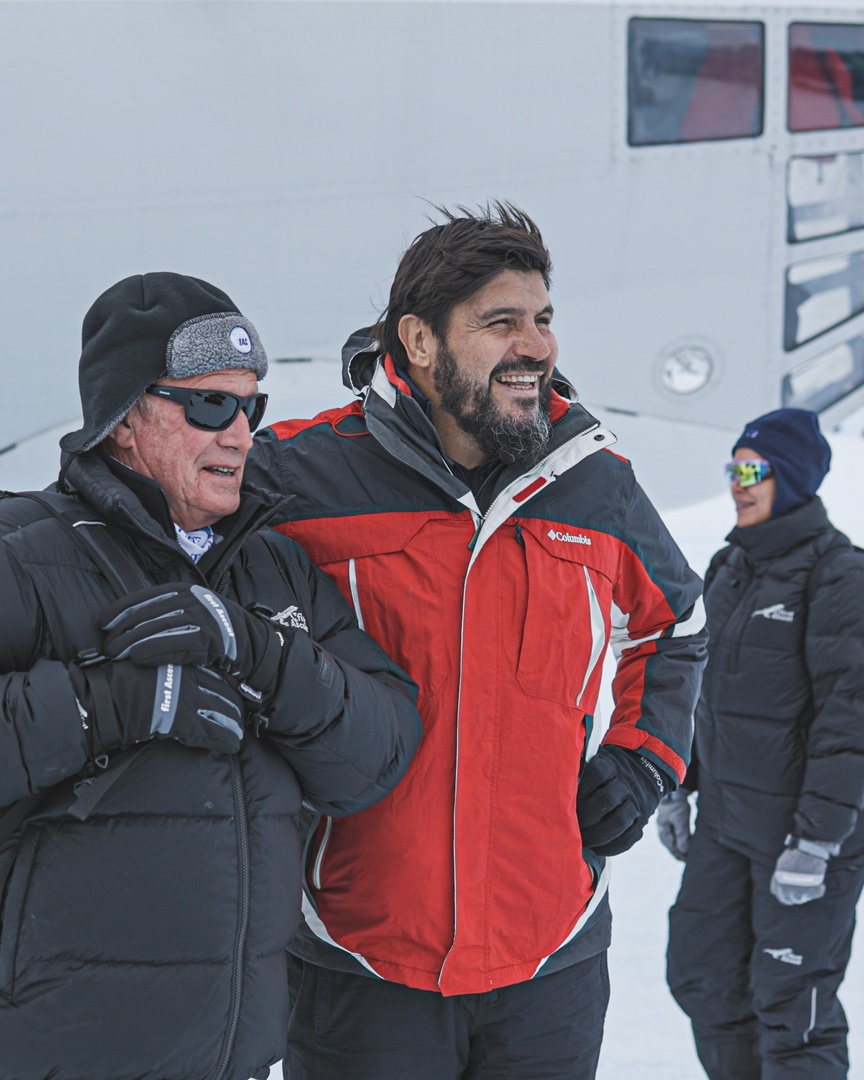 Before embarking on your dream expedition, we meet and prepare you at the Ultima Head Office in Cape Town. Here you will be equipped with all the need-to-know information before leaving on the “Land Rover of the sky” to Antarctica. 

Learn more: linktr.ee/ultimaantarctic