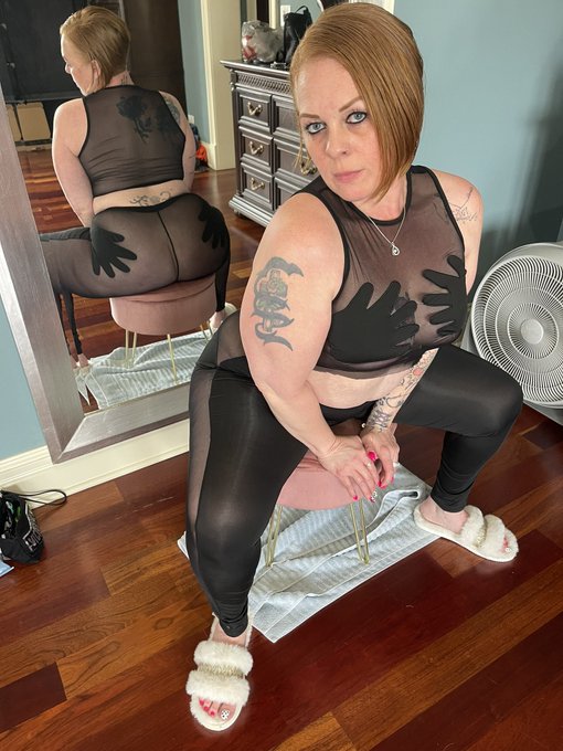 By no means am I a porn star, but I have had the pleasure of meeting a lot that are! ⭐️ https://t.co<a href="/tag/apclips"class="tags"><span>#apclips</span></a>