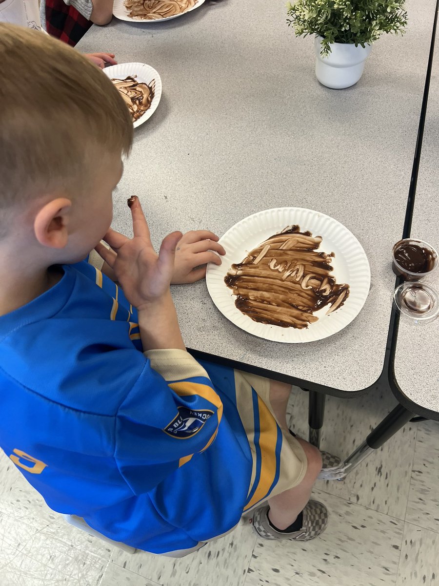 Spelling CH words in CHocolate pudding! #SCEsoars