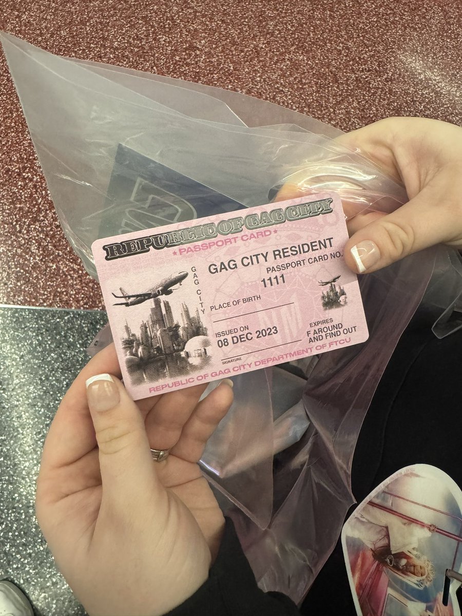 damn this gag city passport is GORGEOUS 😍 #GagCityColumbus