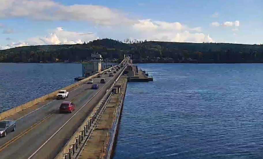 Attention Hood Canal Bridge users! Give yourself extra time weekdays April 15-26. Annual Bridge inspections will close the bridge for up to 60 min. around 10 a.m. and 2:30 p.m. each day Mon-Fri. Find real-time bridge status at wsdot.com/travel/real-ti…