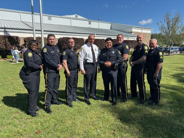 Yahoooo! 🙂Congrats to new #ColumbiaPDSC officer M.R. Leal-Alaniz who graduated today from the SC Criminal Justice Academy. Hailing from #CorpusChristieTexas, Leal-Alaniz is a @USArmy veteran. 🇺🇸 🫡 He'll start his field training on patrol in North Columbia soon.