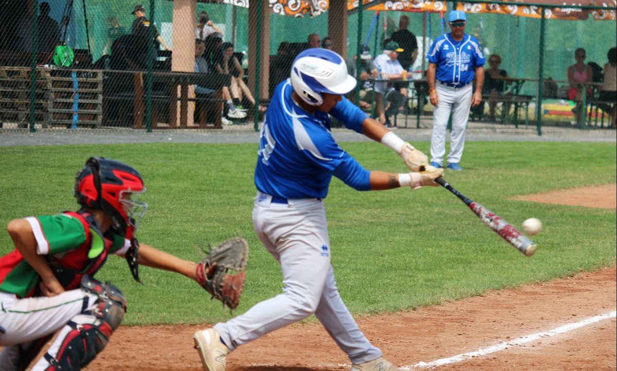 Team #Italy U15 baseball squad begins training in Padova on April 25, 2024 fibs.it/en/news/u15-a-… Forza #Italia! #ItaliaBaseball #ItaliaTeam