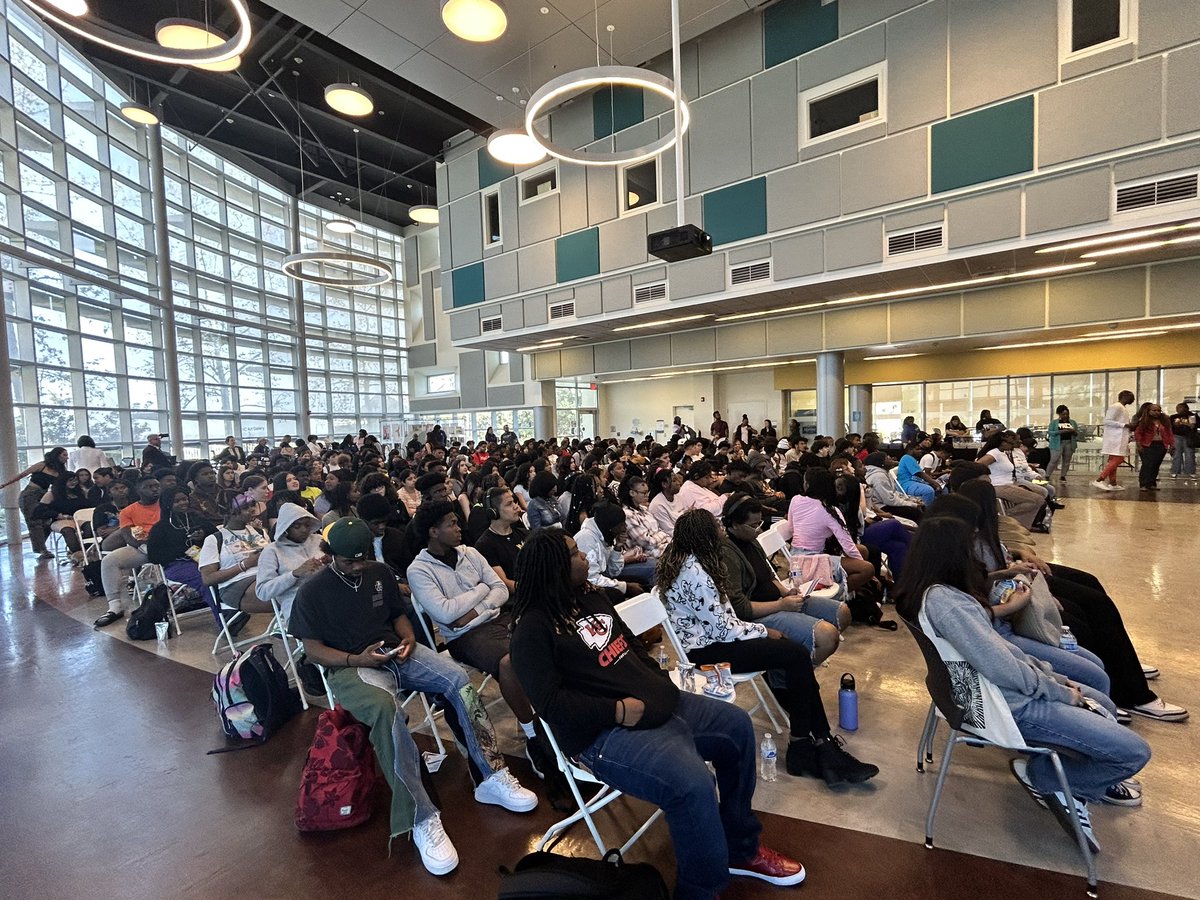 When focus and intentionality meets young people at their need positive student outcomes are bound to happen! Thanks to the Moreno Valley USD for having me keynote their 11th Grade all district Student Summit! They are ALL our KIDS! #TransformingLives #ThroughEducation