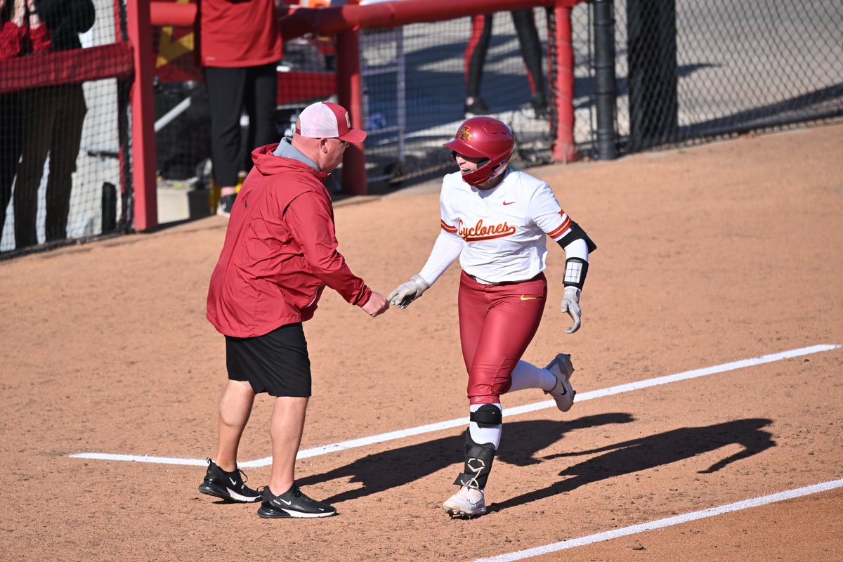 CycloneSB's tweet photo. Get us going, @Ashminor50‼️

🌪️🥎🌪️ https://t.co/NgV6AOsOYE